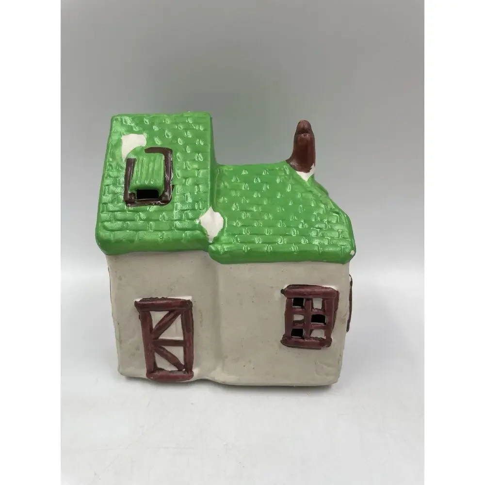 Vintage House Cabin Christmas Village
